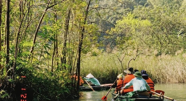 Ninh Binh Giornata intera, gita in barca a Trang An e Montagna del Drago