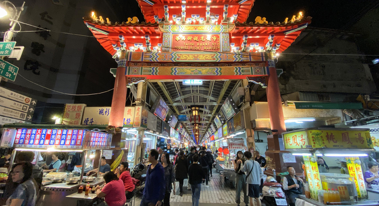 Taipeh Essen Tour: Historischer Nachtmarkt (inkl. Essen)